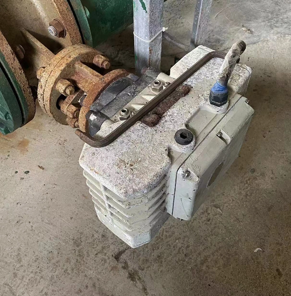 Used 13 years DCL-250 actuator | 13 years DCL-250 actuator